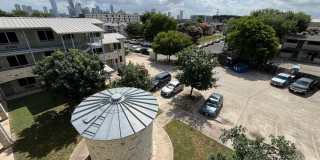 Lamar Square Gallery 7