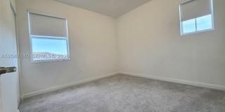 2423 SE 30th St Gallery 21