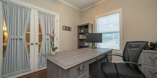 Rare Lake Murray rental located in Lexington! Fully Furnished 6 month lease Gallery 9