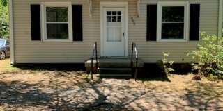 Charming 2 Bedroom 1 Bath close to Wendover and 29! Gallery 1
