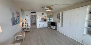 4550 COVE Circle Gallery 4
