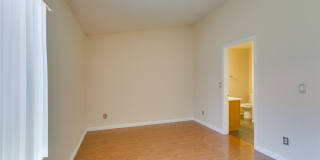 8168 W Gilmore Avenue Gallery 27