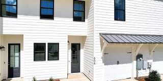 Owen's Crossing Townhome Gallery 1