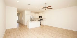 * MOVE IN SPECIAL *Newer Townhome in Destin Gallery 15