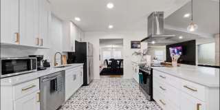 Stunning Home with Spacious Layout & Modern Upgrades Stunning Home with Spacious Layout & Modern Upgrades Gallery 10