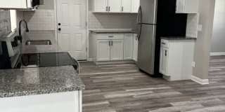 3 Bedroom Beautifully updated Ranch Gallery 9