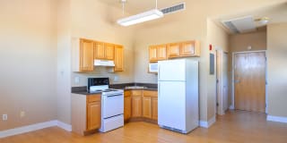 Madison Avenue Apartments Gallery 24