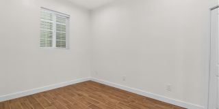 720 1/2 Queenstown Court - 3 Gallery 9