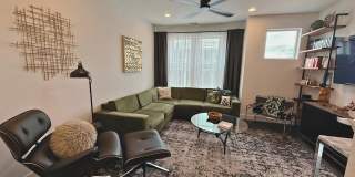 Charming 3BR House in Denver Gallery 18