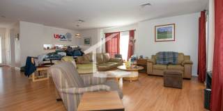 Charming 3 Bedroom-NO Broker Fee Gallery 3