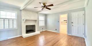 Updated 3 Bedroom Convenient to W Friendly Ave & New Garden Rd! Gallery 4