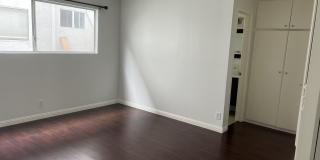 18555 Collins Street Gallery 17