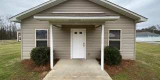 Home for Rent in Lincoln... Available to View with 48 Hour Notice!!! Gallery 1