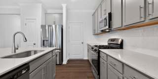 Charming New 3BR Townhome in Rolesville Gallery 10