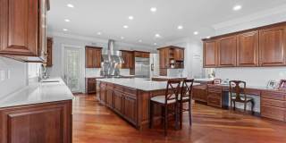8541 OLD DOMINION Drive Gallery 13