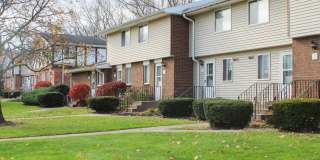Willowbrooke Apartments & Townhomes Gallery 63