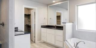 BEAUTIFUL 5 BED HOME  FOR LEASE Gallery 17