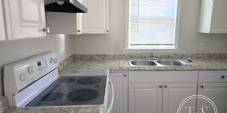 Charming 4-bedroom home near Savannah's Historic District! Gallery 16