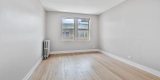 7518 N Seeley Ave, Apt 1E Gallery 7