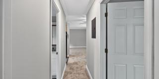 2BR Condo in Alexandria near metro Gallery 8