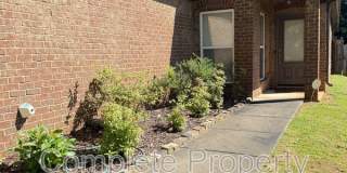 109 Oxmoor Place Circle Gallery 1