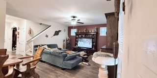 4 Bedroom house minutes from Haymont! Gallery 9