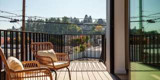 2824 Avenel St Gallery 11