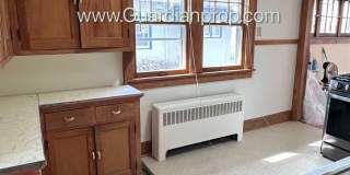 South Minneapolis Renovated Single Family Home, New Bathrooms, Hardwood Floors, W/D Gallery 10