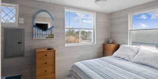 5 E Bayview Gallery 8