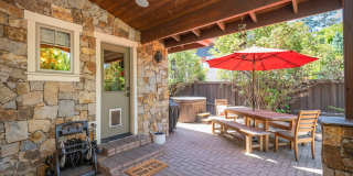 Beautiful Westside Craftsman | Prime Bend Location Gallery 36