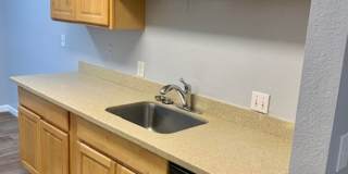 Great 1 bed 1 bath Condo in Pittsburg -- AVAILABLE NOW !!! Gallery 11