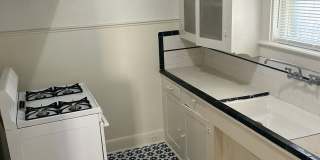 1037 W MAGNOLIA AVE Gallery 7