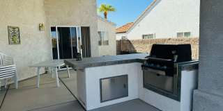 Spacious 3-Bedroom Home with Mountain Views, 3-Car Garage, and Furnished in Desert Lake Estates Gallery 24