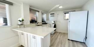 Available NOW - Newly Renovated Studio with 1 Bath & Washer/Dryer in Maunalani Heights! Gallery 1