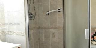 5121 W Oakland Park Blvd Gallery 9