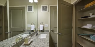 HiLine at Littleton Commons Gallery 6