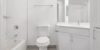 2201 Wilson Gallery 44