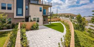 Large Modern Town Home with Oversize Backyard Guarded Luxury Neighborhood Gallery 43