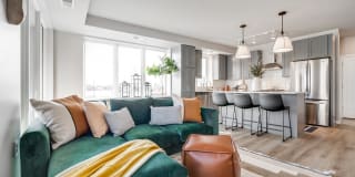 The Bowline At Mississippi Crossings Gallery 12