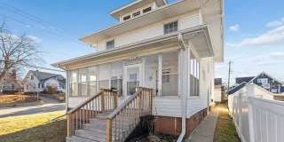 Close to UNMC- 1 block walking distance Gallery 1