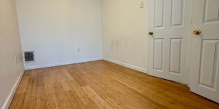 Stunning 3-Bedroom/1.5 Bathroom Townhome in West Passyunk! Available NOW! Gallery 13