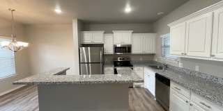 NOW PRE-LEASING FOR AUGUST MOVE-IN - 3B/3.5B/2G TOWNHOME NOW PRE-LEASING FOR AUGUST MOVE-IN - 3B/3.5B/2G TOWNHOME Gallery 4