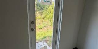 723 Ivan Avenue S unit: 723 Gallery 16