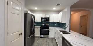 Beautiful 3 bed 2 bath house on corner lot Beautiful 3 bed 2 bath house on corner lot Gallery 5