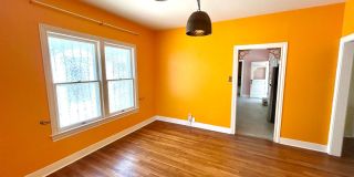 *MOVE IN SPECIAL* Charming 2BR Home with Solar Panels & Beautiful Wood Floors! Gallery 9
