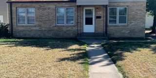 3 Bedroom, 1 Bathroom House Gallery 1