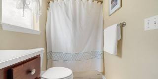 42 Via Largo Gallery 20