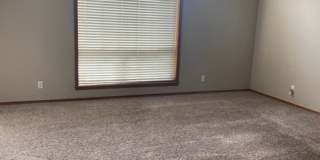 Quiet Peaceful 3 bedroom 2 bath Single Level home located in Central Point Gallery 18