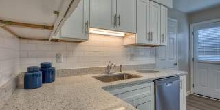 Holly Point Apartments Gallery 43