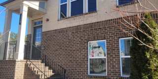 Gorgeous Woodstock Townhome! Gallery 1